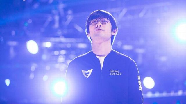 上海EDG.M晋级2025KPL常规赛第二轮A／B卡位赛