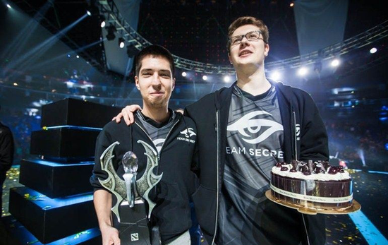 LNG主教练U透露Counter位选择塞恩原因：害怕前期太被动