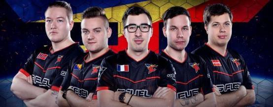 LPL春季赛今日首发：Doinb中路对决小虎